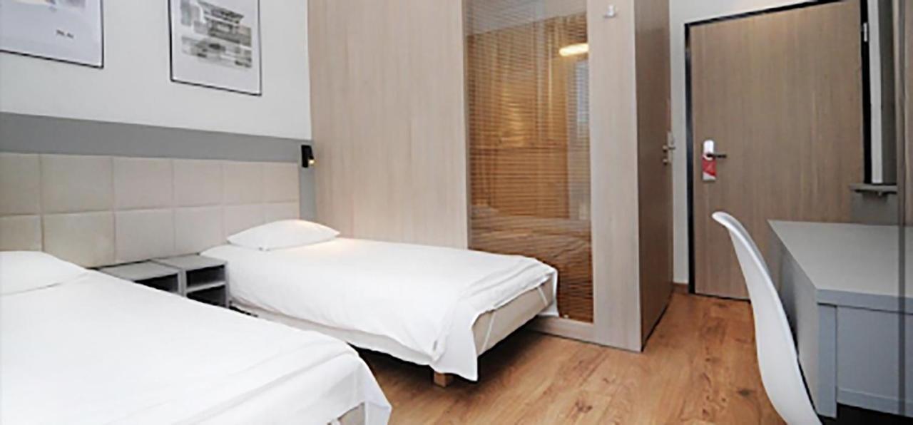 404 Rooms Wolska Apartament Warsaw Exterior photo